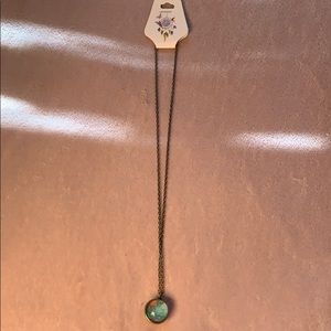 NWT Glow in The Dark Globe Necklace